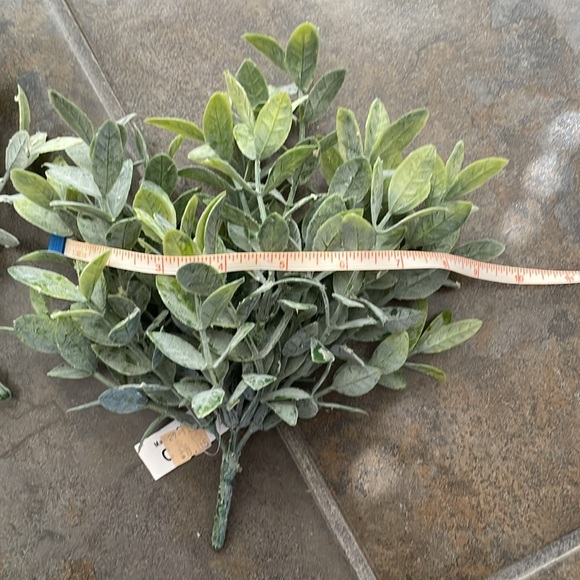 Bundle of 5 Faux Greenery - Picture 17 of 17